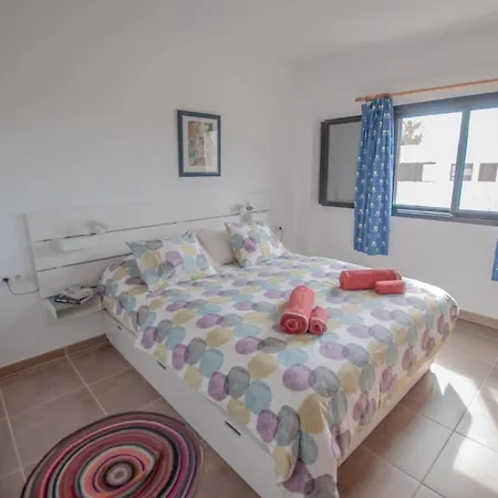 Casa Coral With Sea Views & Ac Apartment *